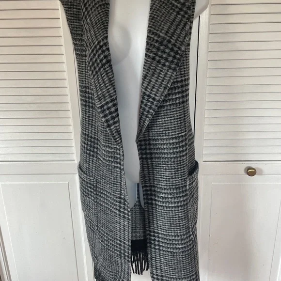 Black Gray Plaid Long Vest Plus Size XXL - Picture 2 of 12